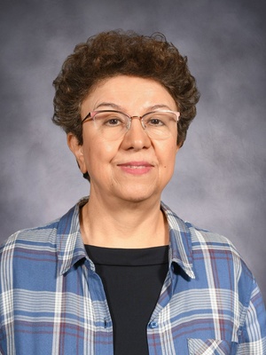 Image of Mansoureh Esfandiari